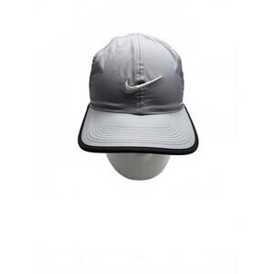 Vintage NIKE Featherlight Dri-Fit Running Cycle Strapback Cap - Gray